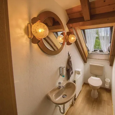 Apartment 2 Bedroom Amazing In Schonach *